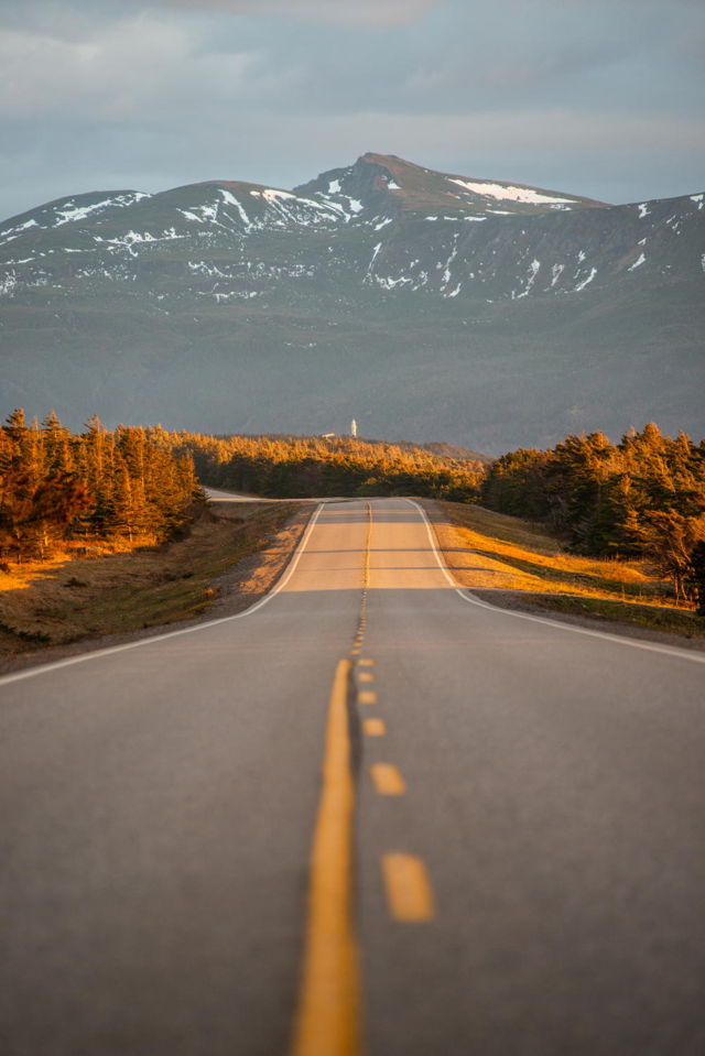 Gros morn sunset on the road
