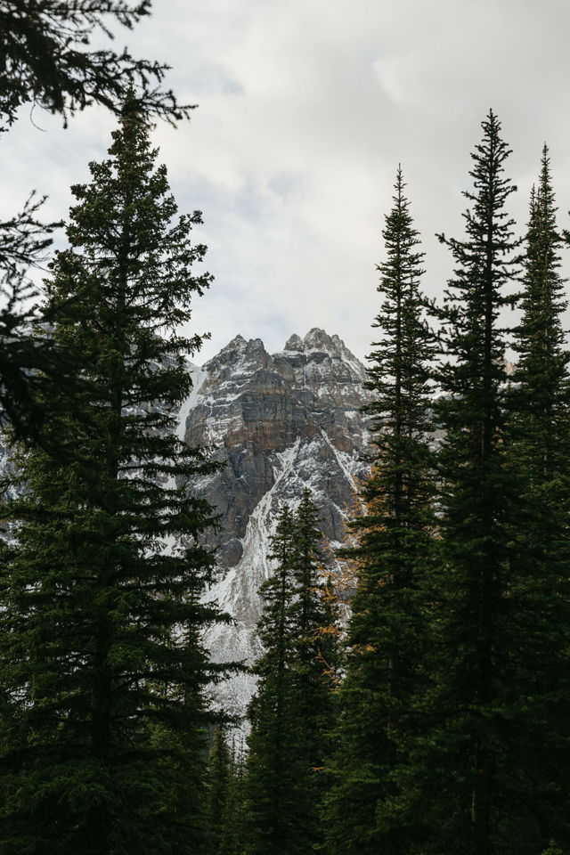 Hiking Moraine Lake