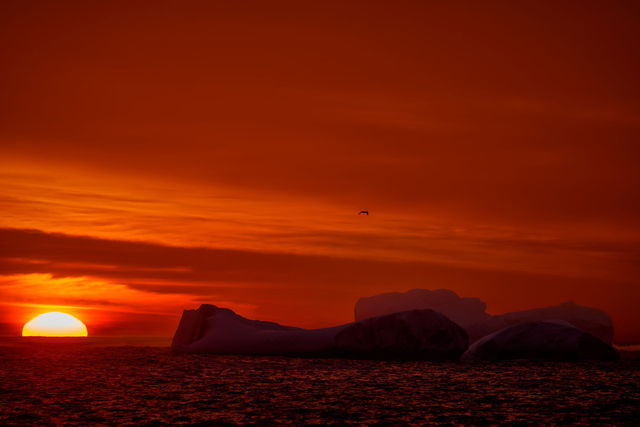Sunrise On The Berg
