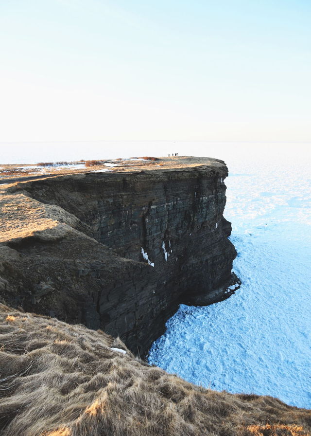Pack Ice Surrounds Bell Island