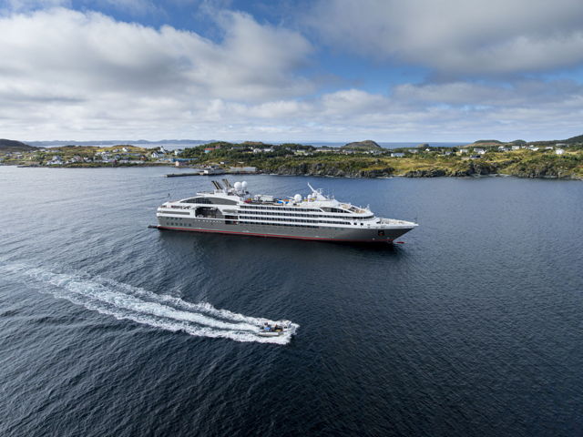 Cruise Ship