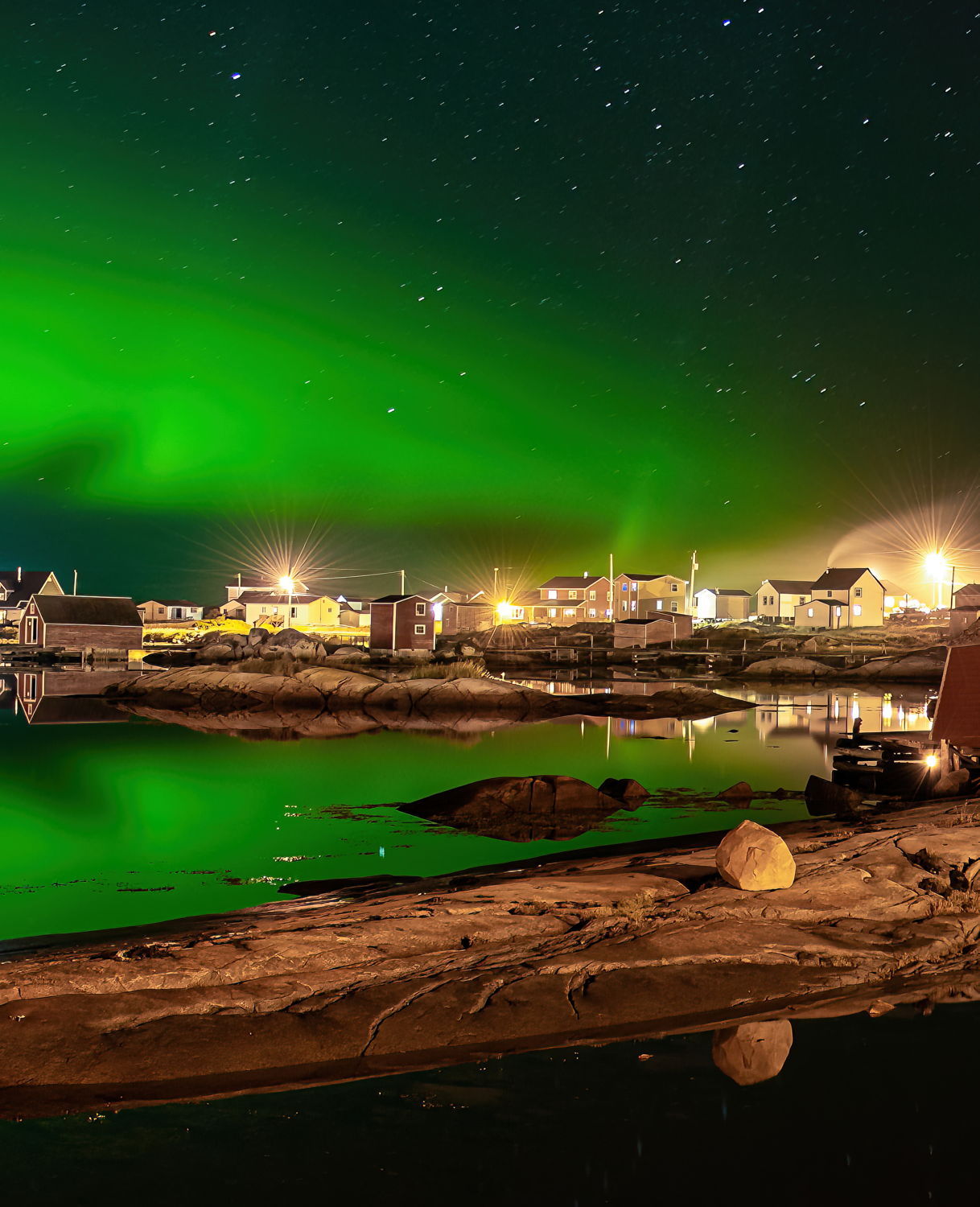 Tilting Aurora V2 | Ray Mackey | ARTfunnels