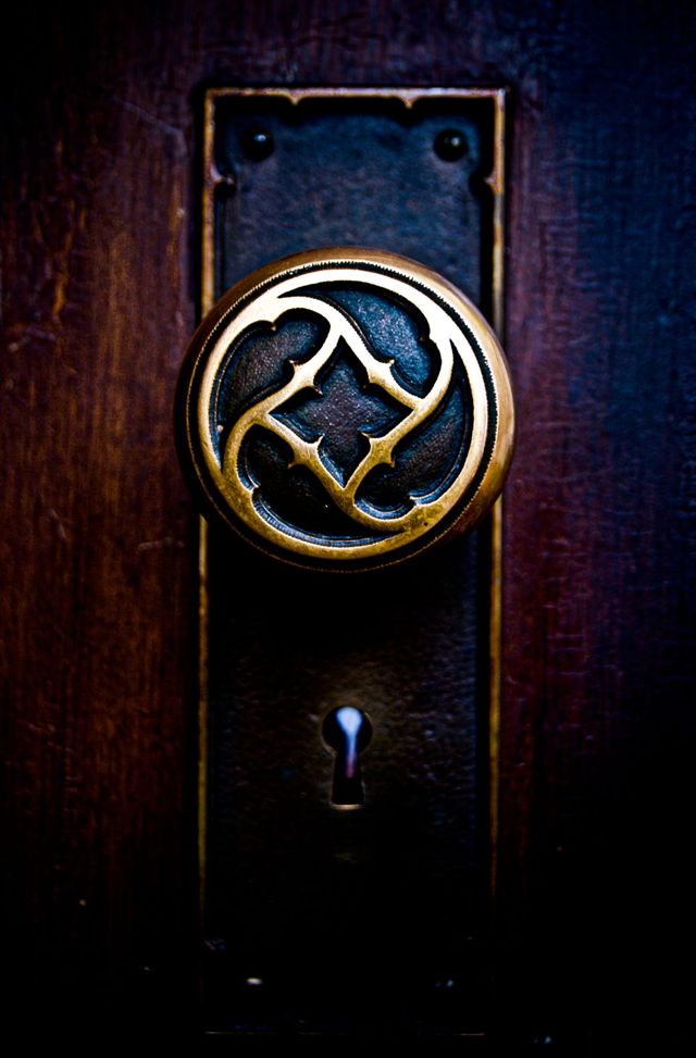 Keyhole
