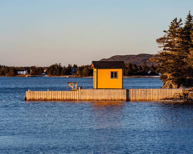 Yellow Fishing Stage