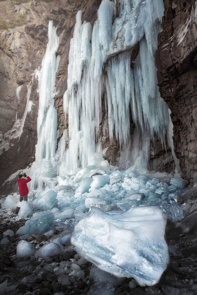 Icicles in Middle Cove