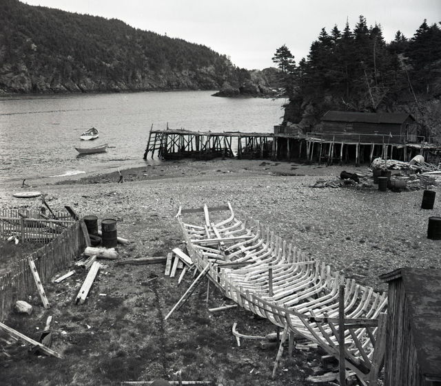 Building Skiffs in Beau Bois,NL. - 1970